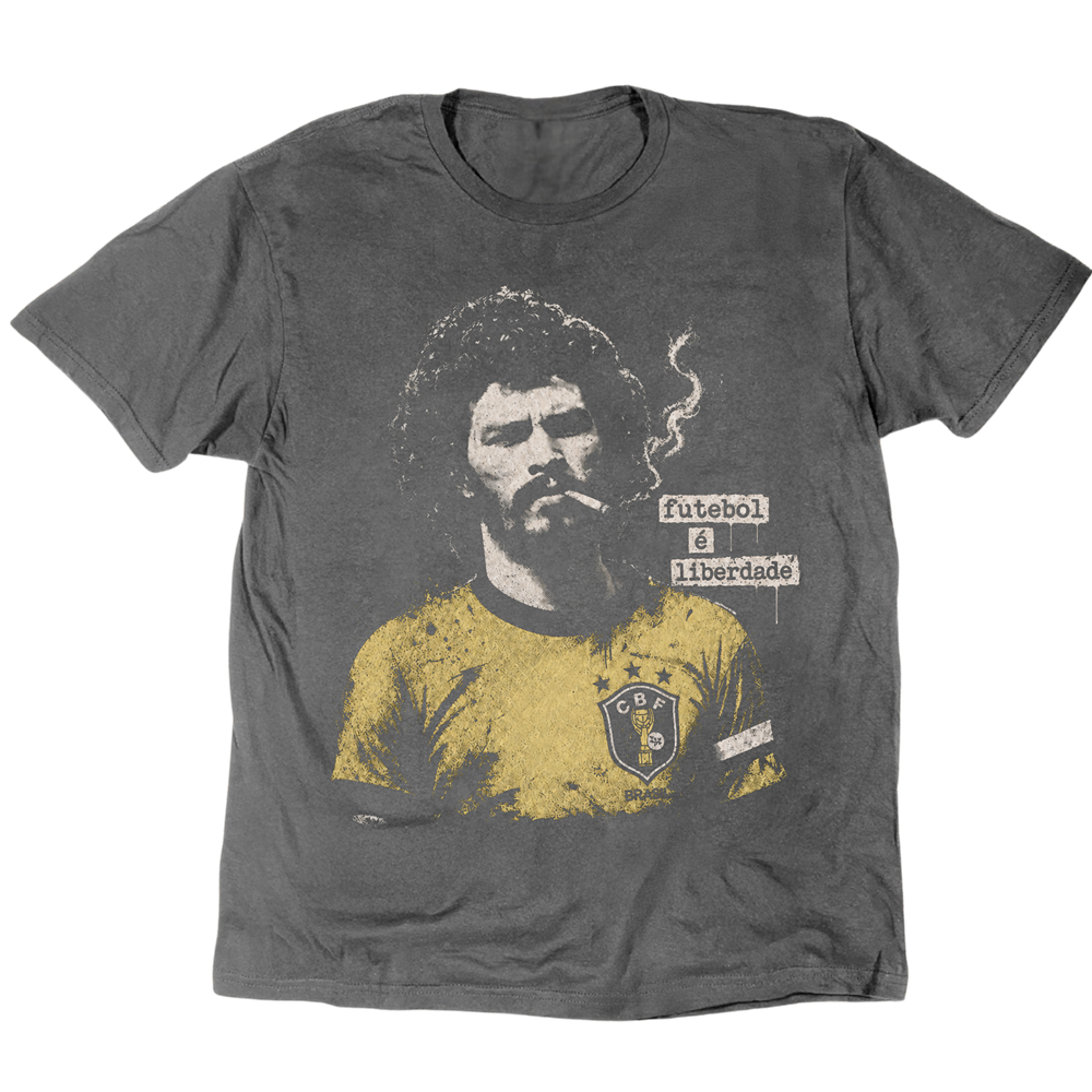 Doctor Sócrates Futebol é Liberdade T-Shirt