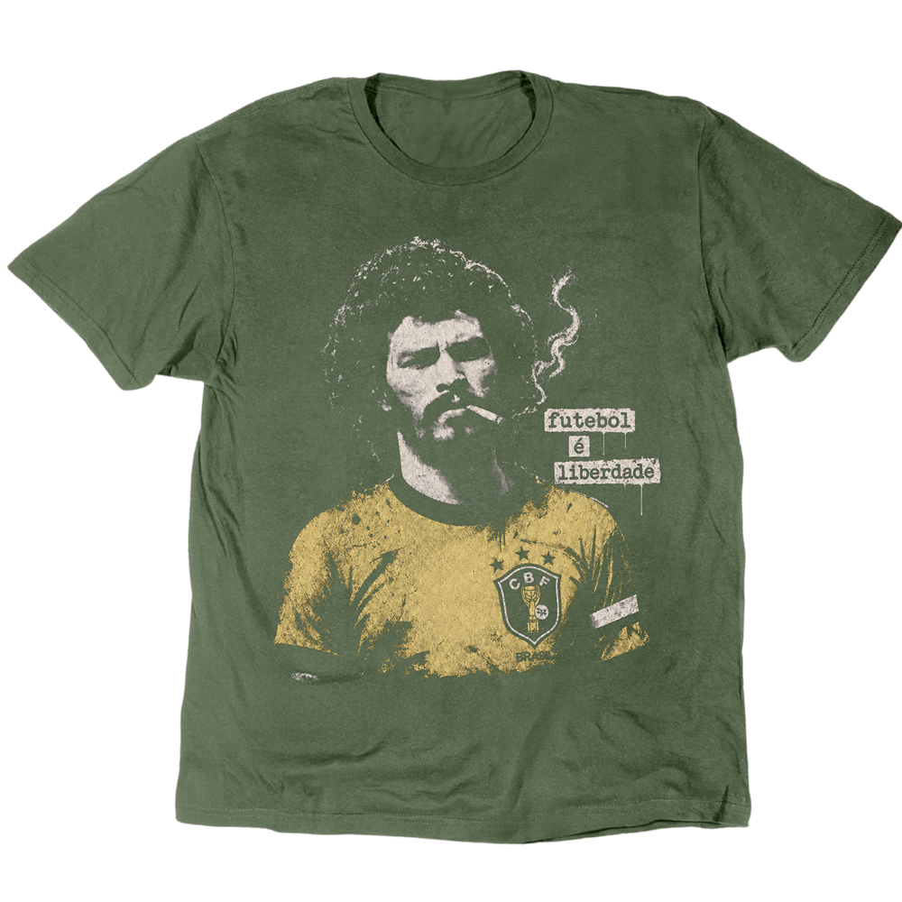 Doctor Sócrates Futebol é Liberdade T-Shirt