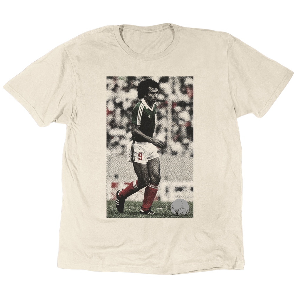 Hugo Sánchez El Niño de Oro T-Shirt - Sand